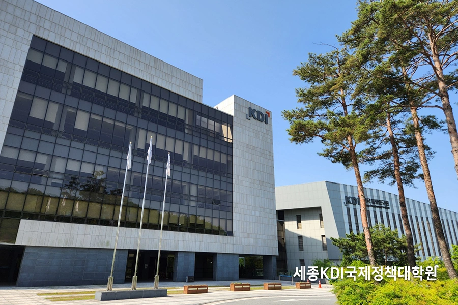 대학원 건물 외관 커튼월 통유리
